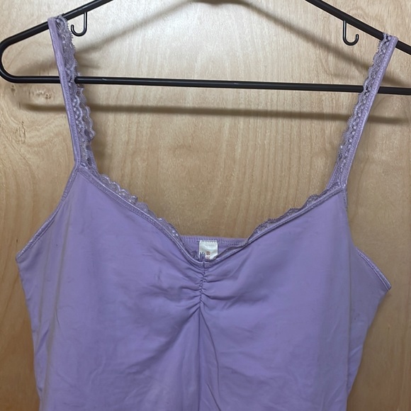 No Boundaries Tops - EUC lavender, XXL, lace trimmed, tank top. Only worn once. Lace on straps.